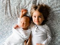 newborn fotosessie zus en broertje 2019